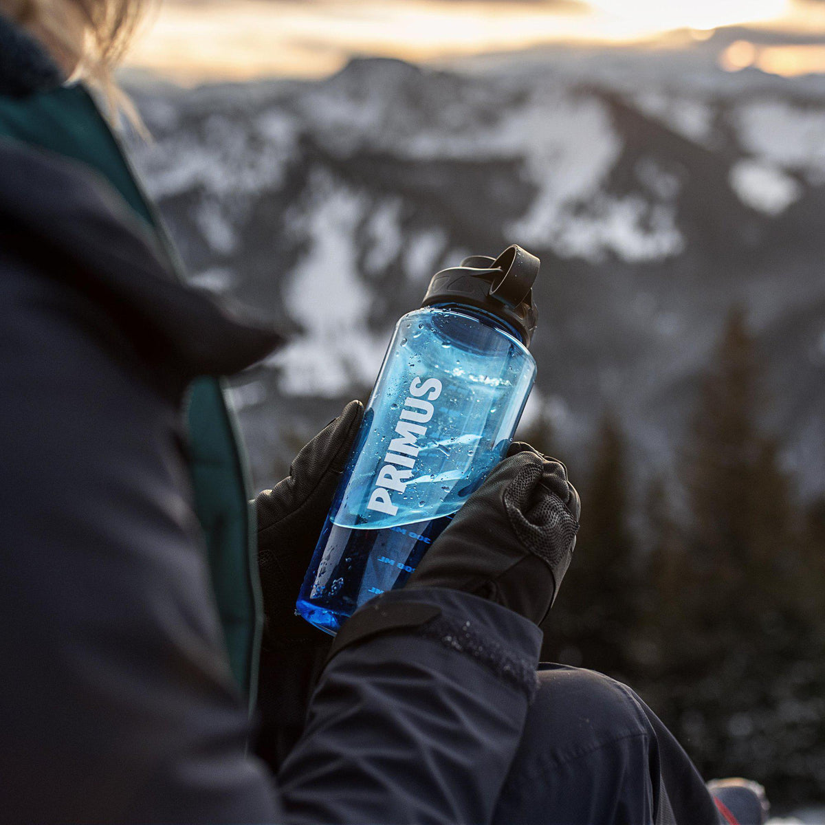 P740130_trailbottle-tritan_helge_röske_2021-04