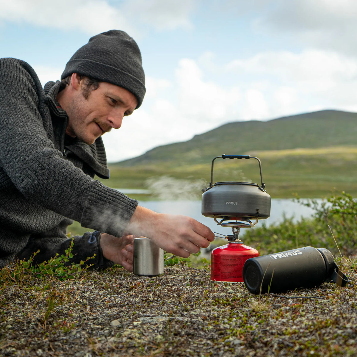 P351110_essential-trail-stove_william-krantz_2020-0102